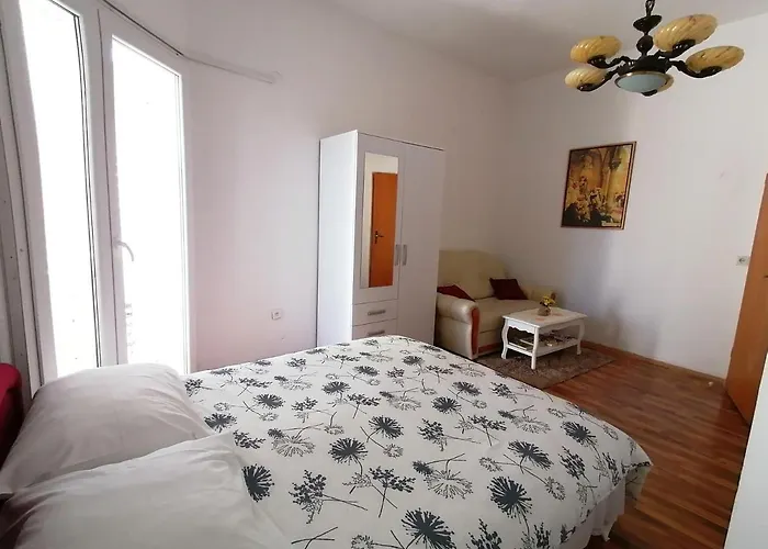 Two-bedrooms With Balcony And Sea View,near Old Town * Дубровник
