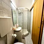 Two-bedrooms With Balcony And Sea View,near Old Town *
