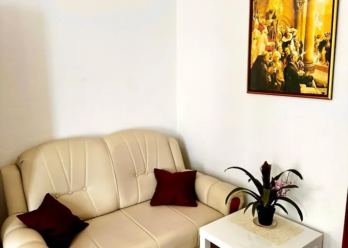 Apartamento Two-bedrooms With Balcony And Sea View,near Old Town *