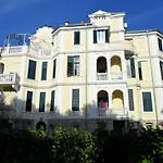 Two-bedrooms With Balcony And Sea View,near Old Town *